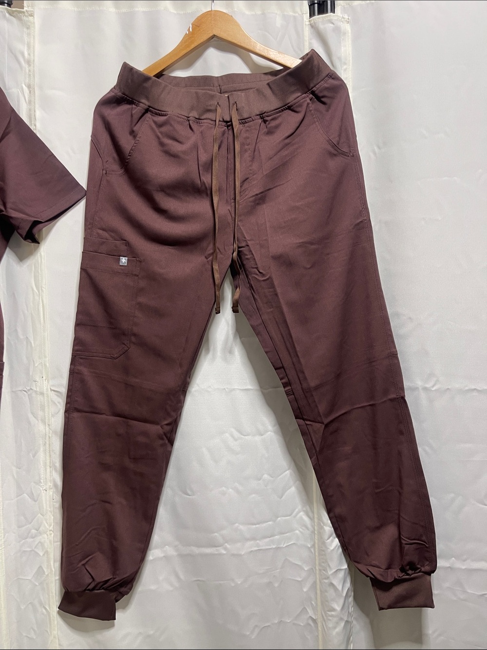 Figs Women's V-Neck Scrub Top and Jogger Set - Espresso Brown / Deep Brown - Picture 3 of 6